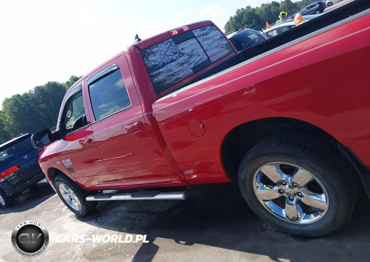 2019 Ram 1500 Classic Big Horn 4X4 6'4 Box VIN:1C6RR7TT9KS540974 - 14