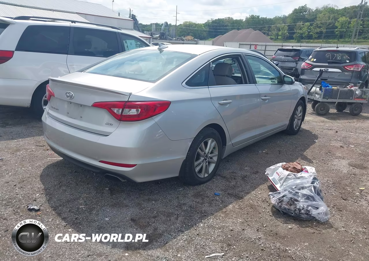2015 Hyundai Sonata Eco VIN:5NPE24AA6FH155713 - 4