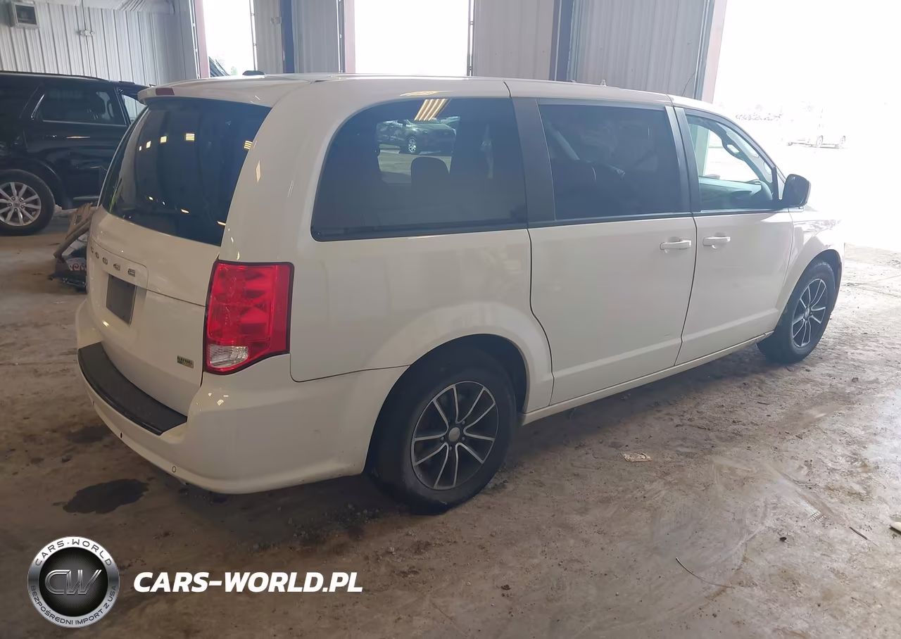 2018 Dodge Grand Caravan Se Plus VIN:2C4RDGBG3JR218181 - 4