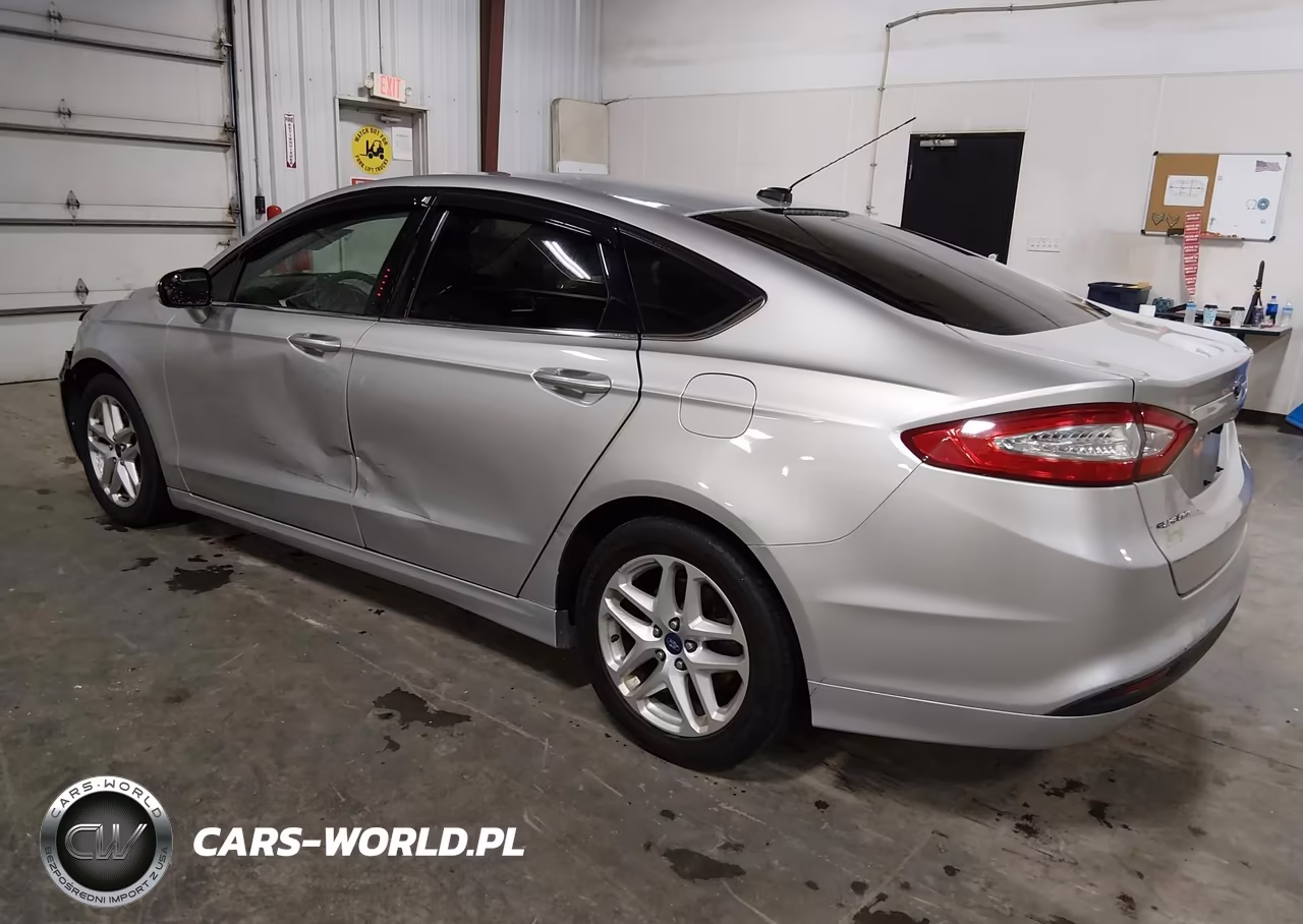 2014 Ford Fusion Se VIN:1FA6P0H7XE5350131 - 3