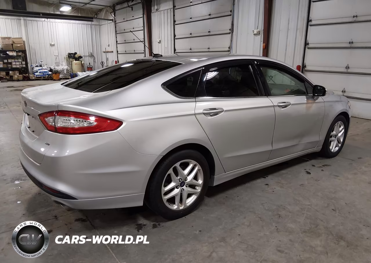 2014 Ford Fusion Se VIN:1FA6P0H7XE5350131 - 4