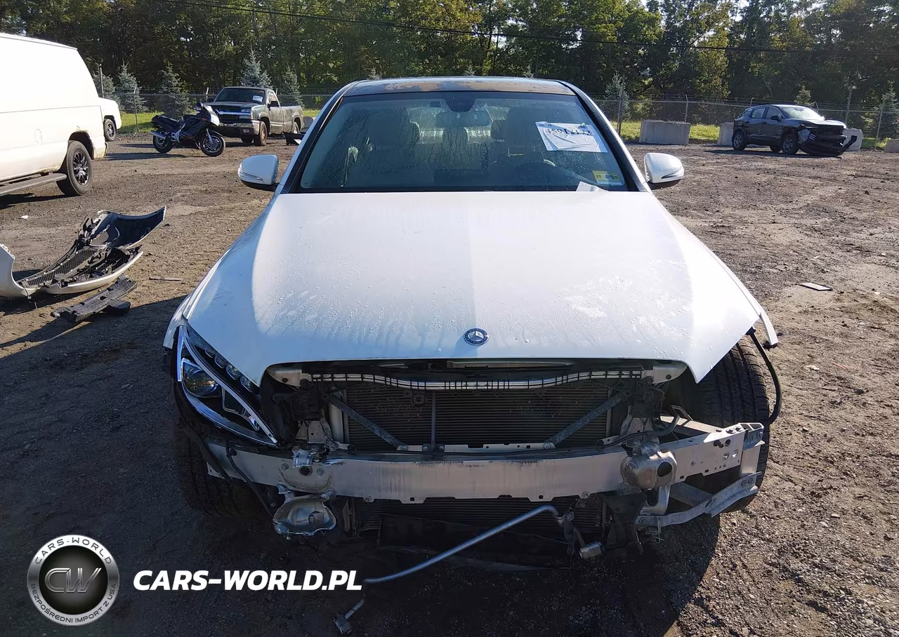 2015 Mercedes-Benz C 300 4Matic VIN:55SWF4KB4FU023420 - 13