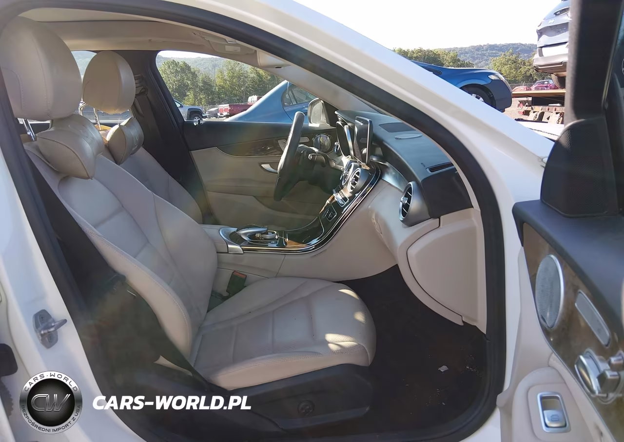 2015 Mercedes-Benz C 300 4Matic VIN:55SWF4KB4FU023420 - 5