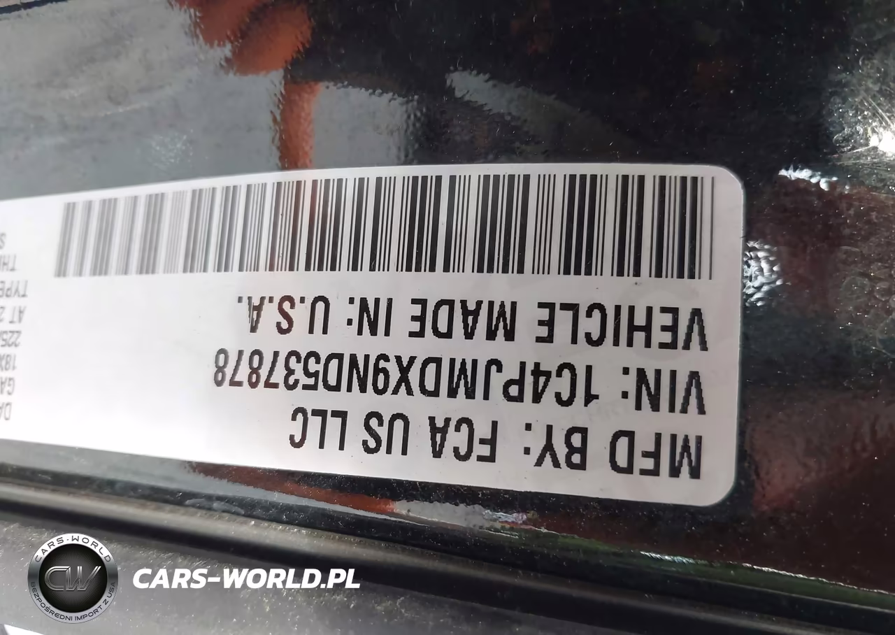 2022 Jeep Cherokee Limited 4X4 VIN:1C4PJMDX9ND537878 - 9