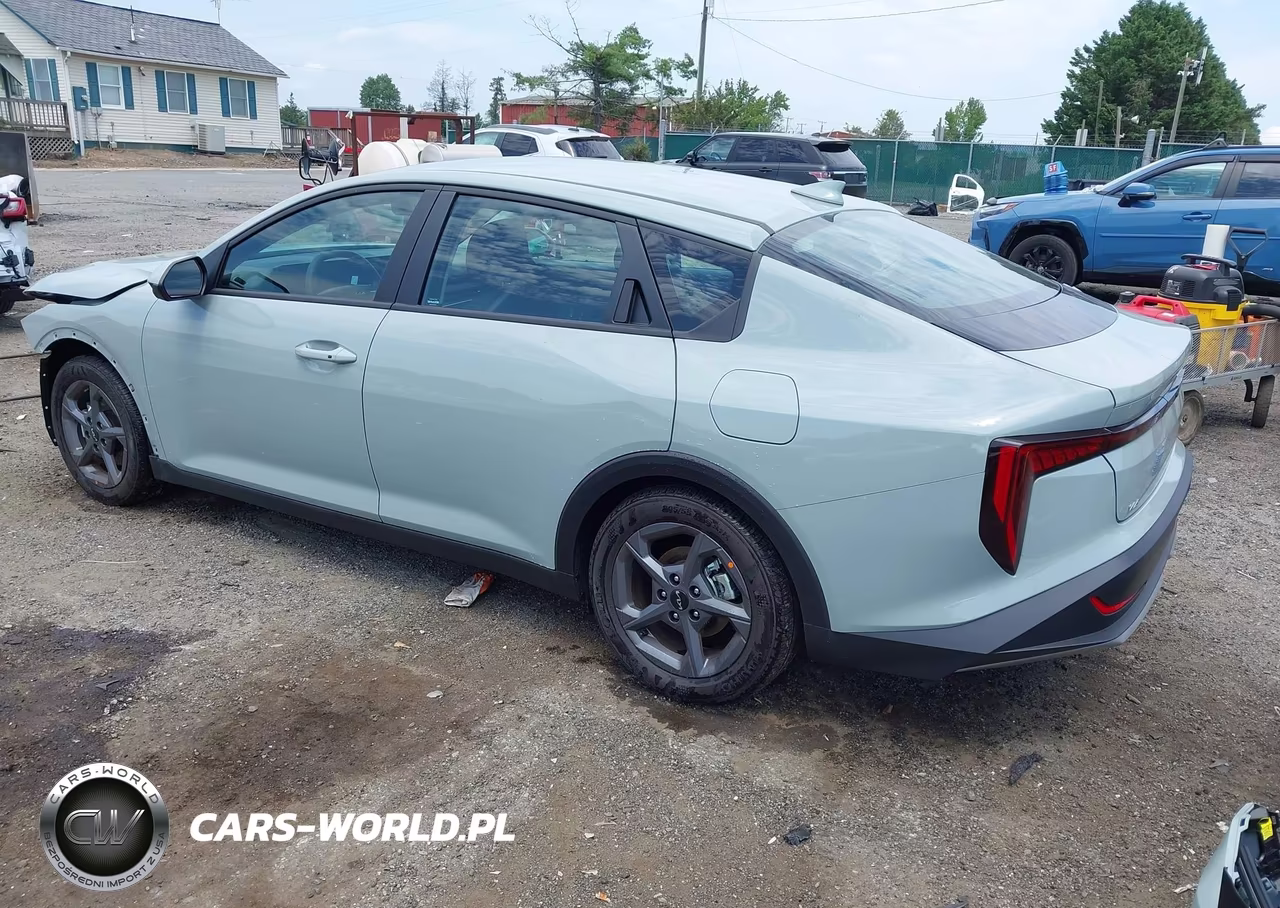 2026 Kia K4 Lxs VIN:3KPFT4DE5TE348693 - 3