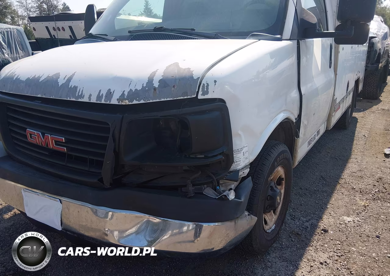 2003 GMC Savana Cutaway Standard VIN:1GDGG31V731904492 - 11