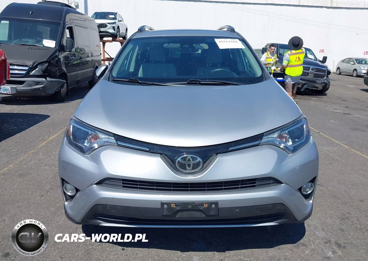 2017 Toyota Rav4 Xle VIN:2T3RFREV3HW610609 - 12