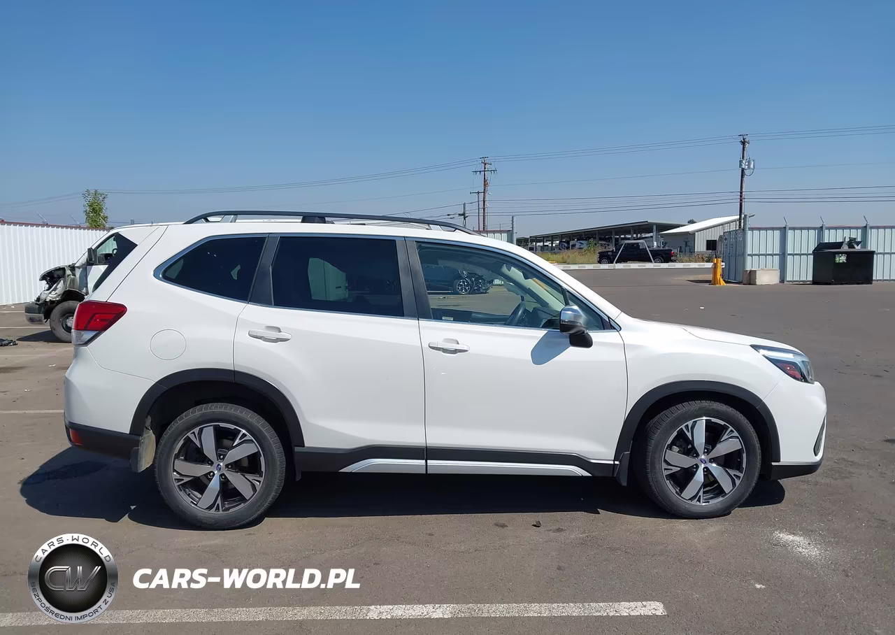 2020 Subaru Forester Touring VIN:JF2SKAXC6LH588700 - 13