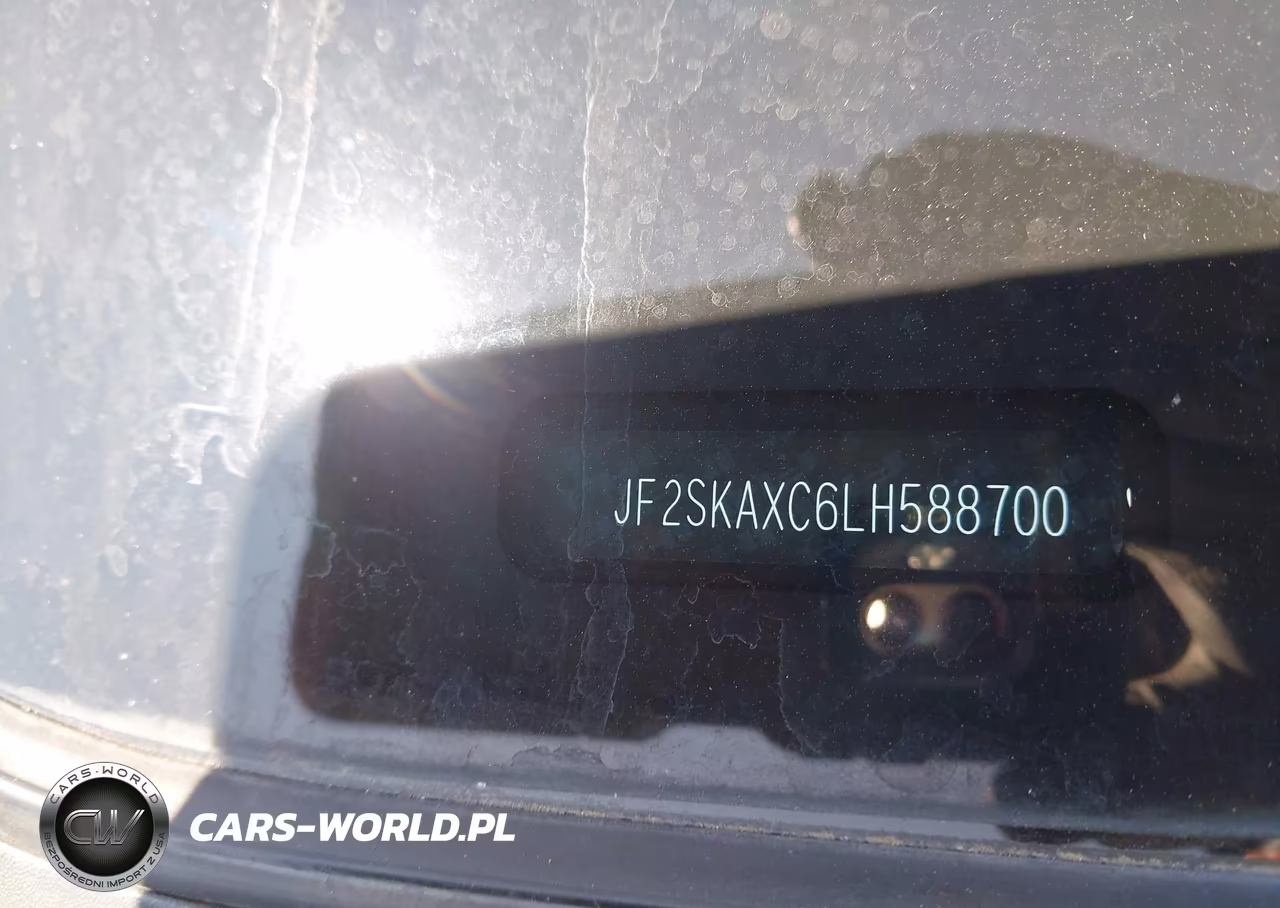 2020 Subaru Forester Touring VIN:JF2SKAXC6LH588700 - 9