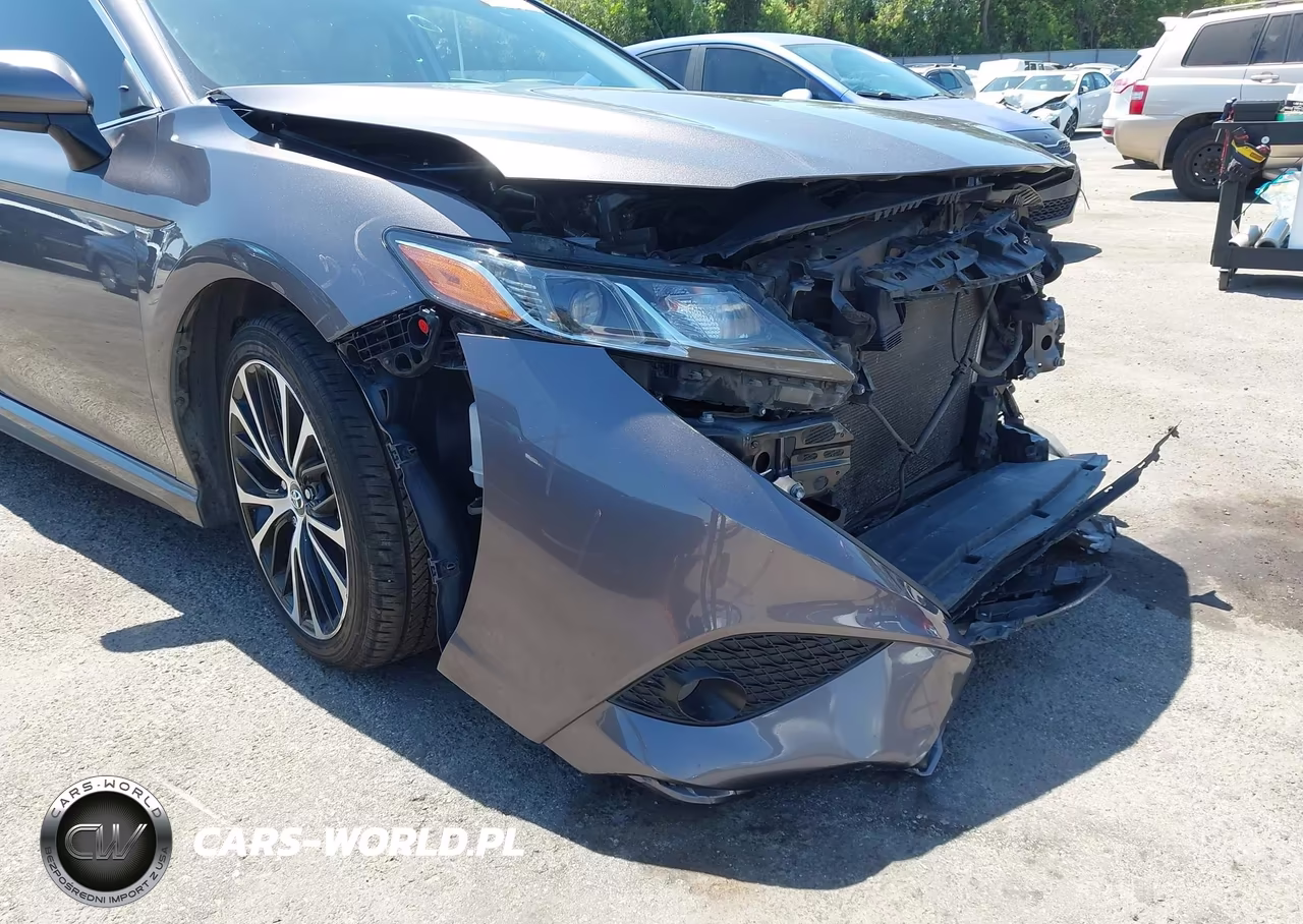 2019 Toyota Camry Se VIN:4T1B11HK1KU685957 - 16