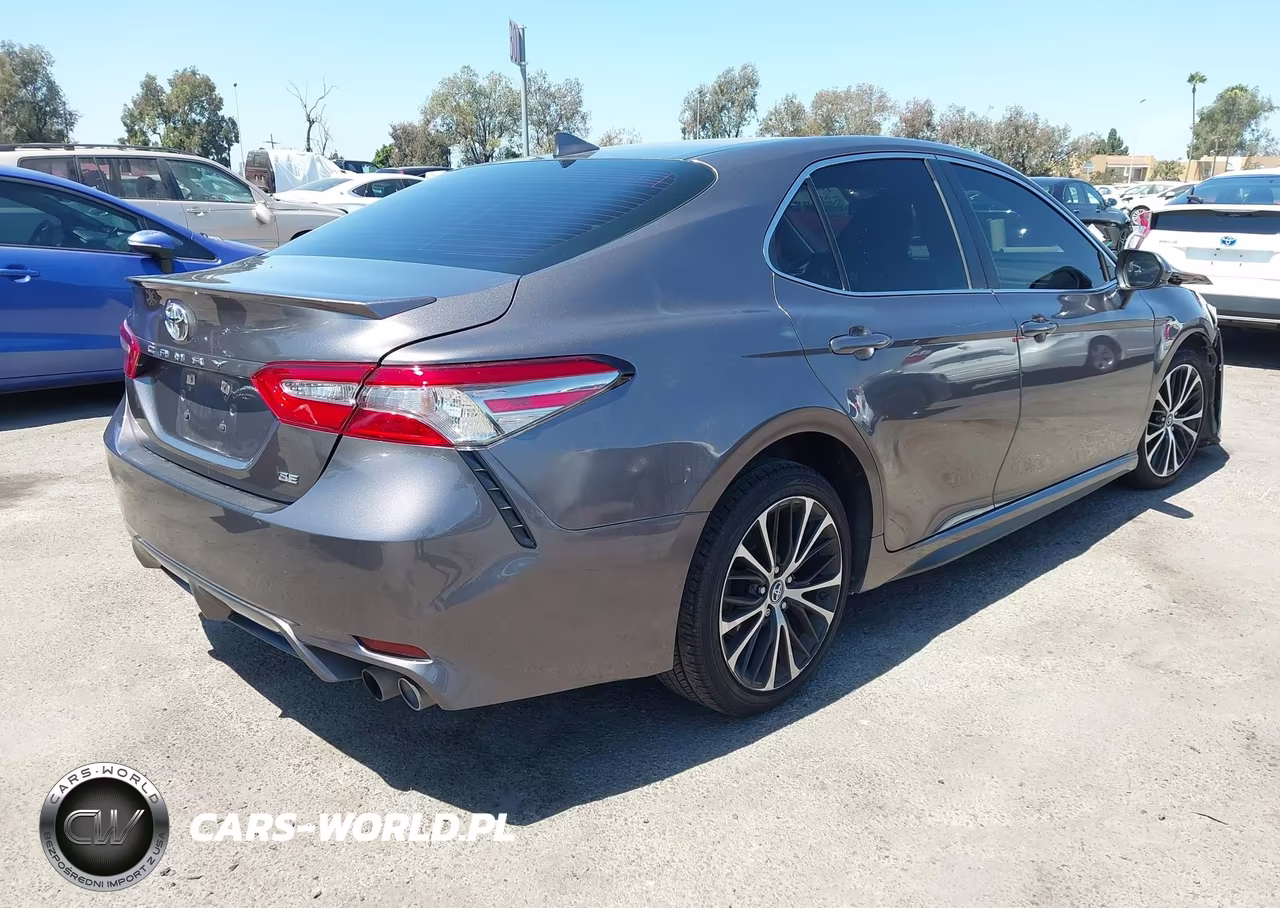 2019 Toyota Camry Se VIN:4T1B11HK1KU685957 - 4