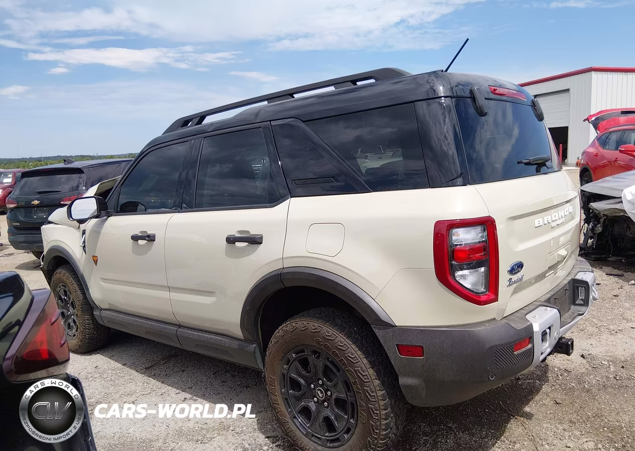 2025 Ford Bronco Sport Badlands VIN:3FMCR9DA1SRF41390 - 14