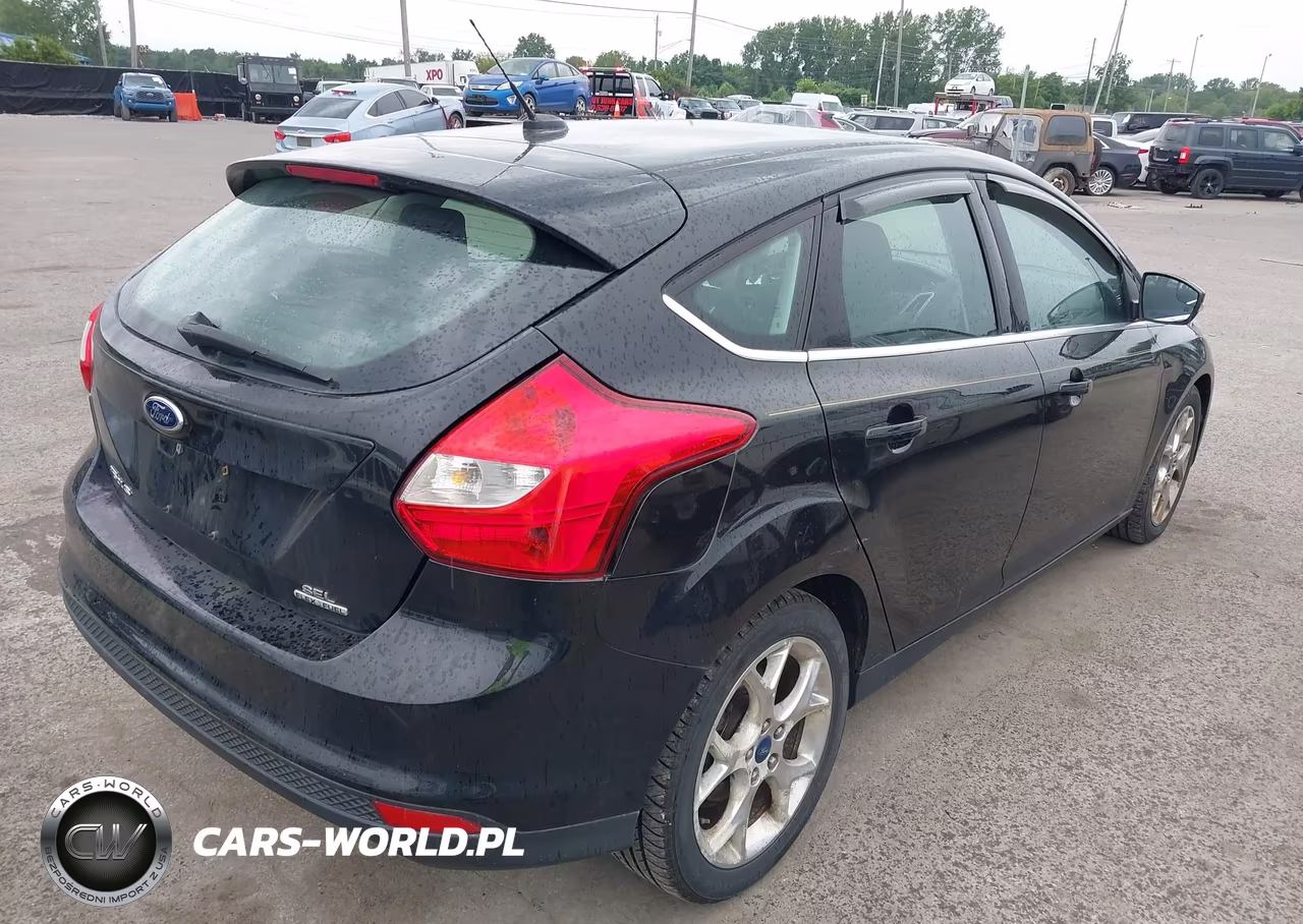 2012 Ford Focus Sel VIN:1FAHP3M22CL478814 - 4