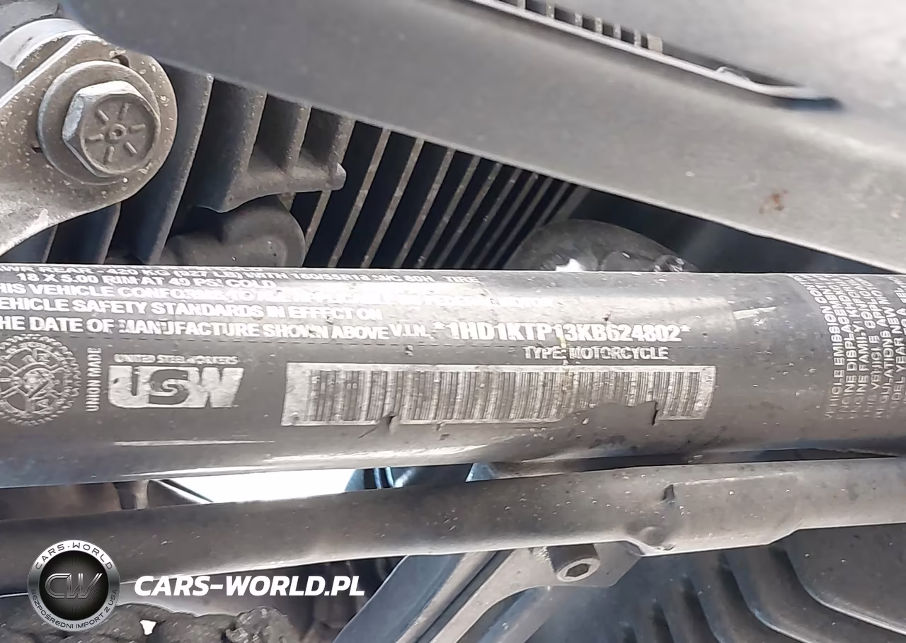 2019 Harley-Davidson Fltrxs VIN:1HD1KTP13KB624802 - 10