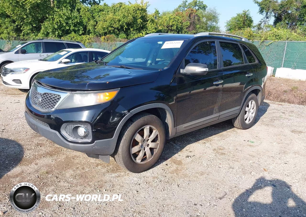 2011 Kia Sorento Lx VIN:5XYKT3A14BG048705 - 2