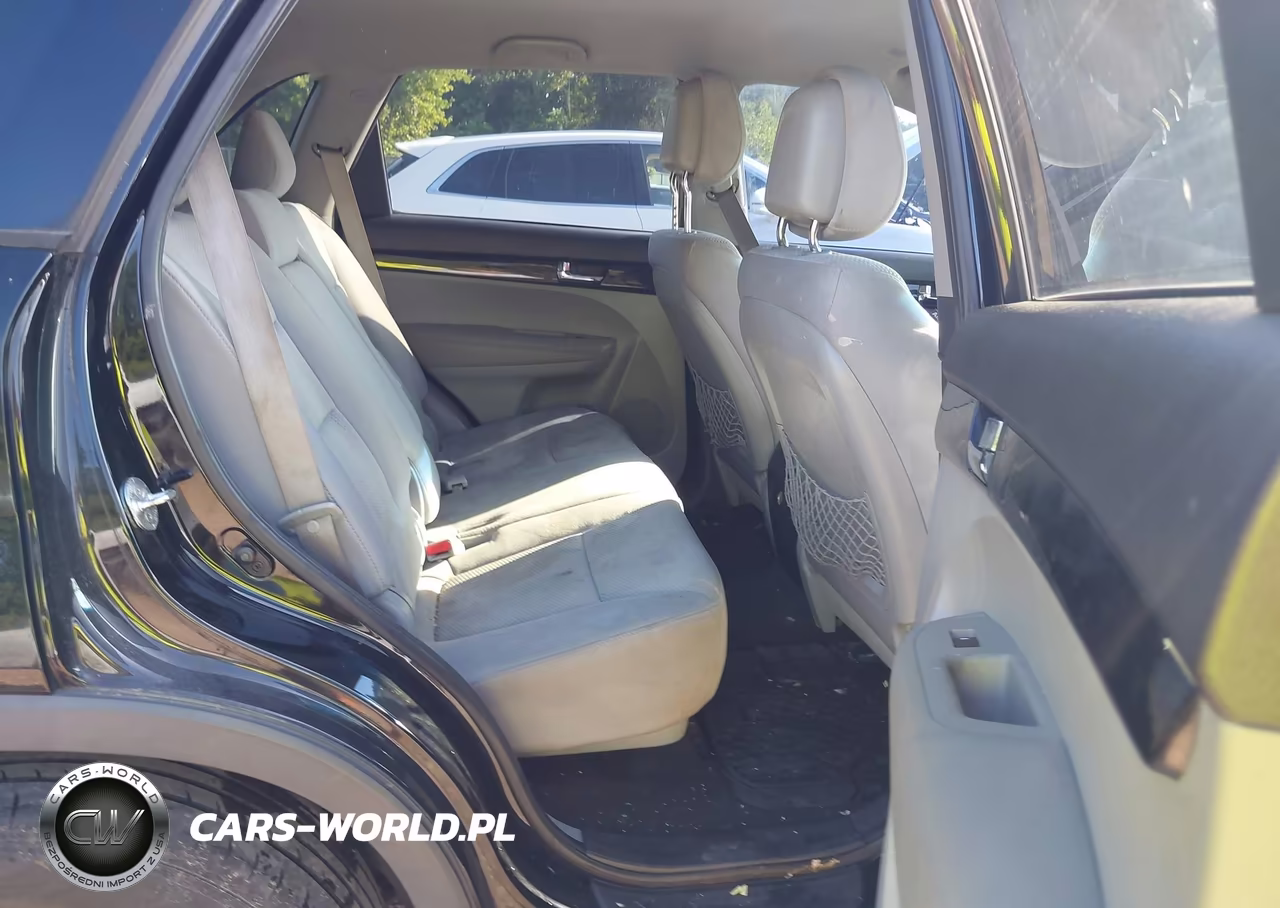 2011 Kia Sorento Lx VIN:5XYKT3A14BG048705 - 8
