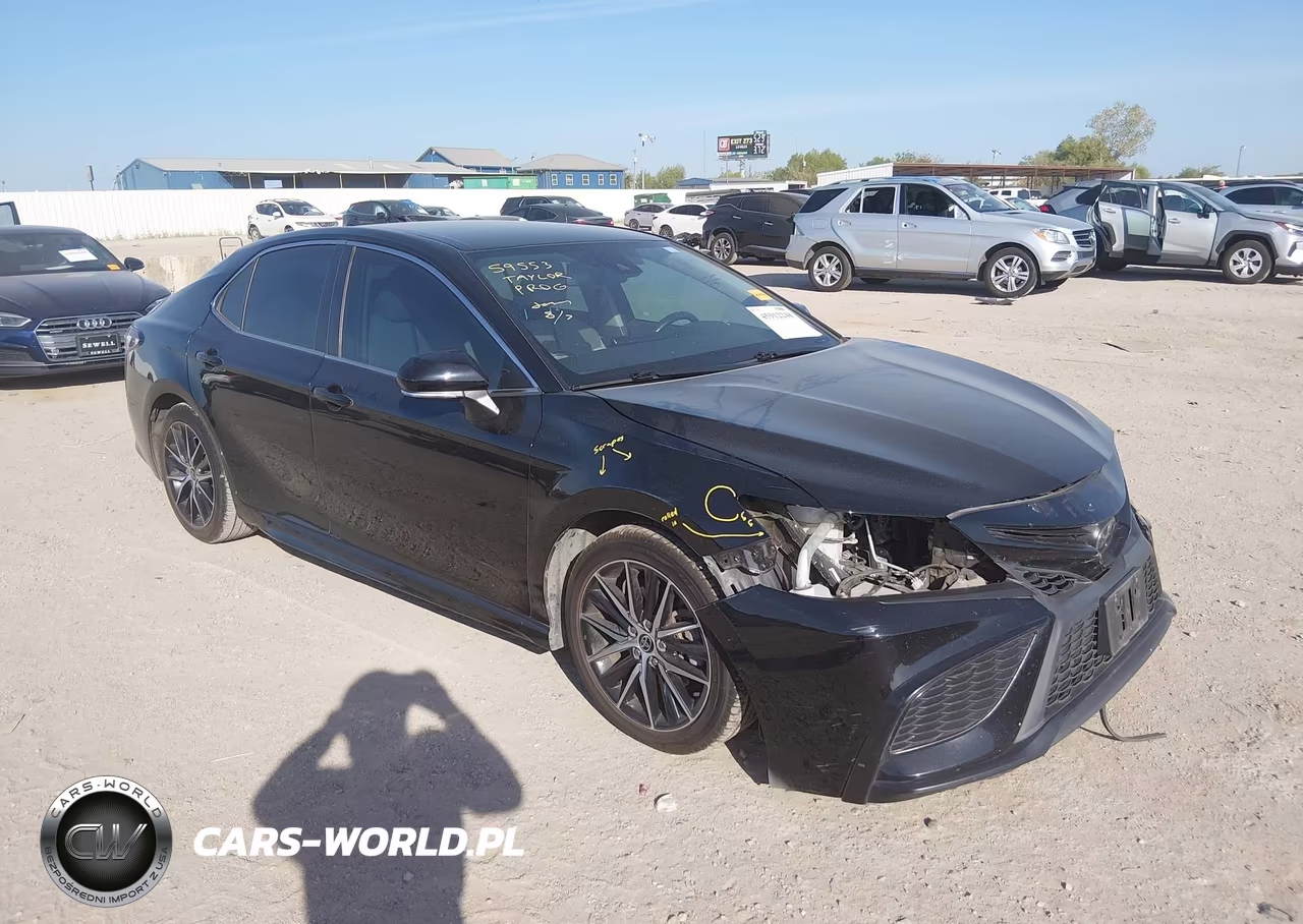 2022 Toyota Camry Se