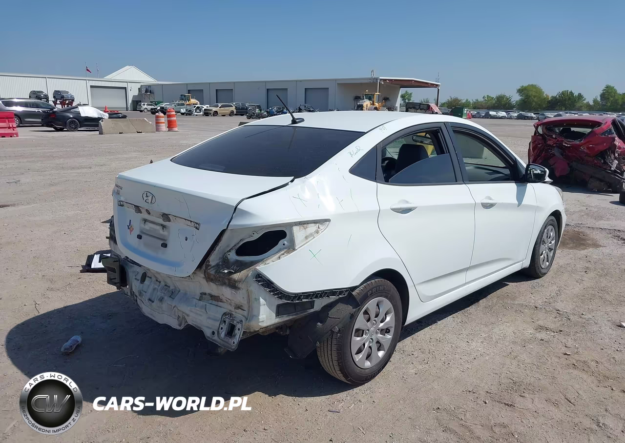 2015 Hyundai Accent Gls VIN:KMHCT4AE1FU855258 - 4
