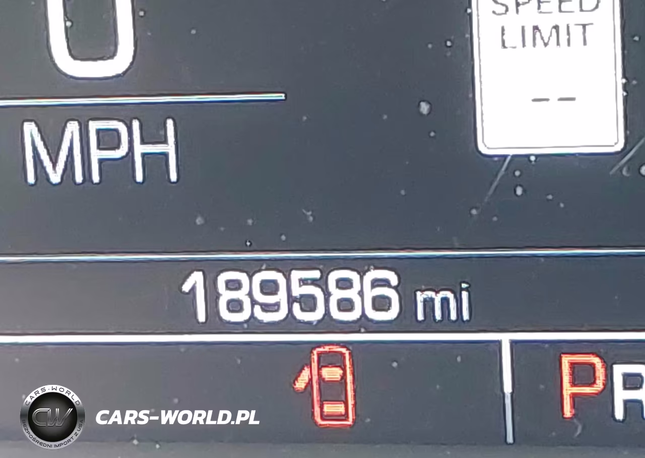 2019 Chevrolet Traverse Premier VIN:1GNEVKKW1KJ287034 - 15