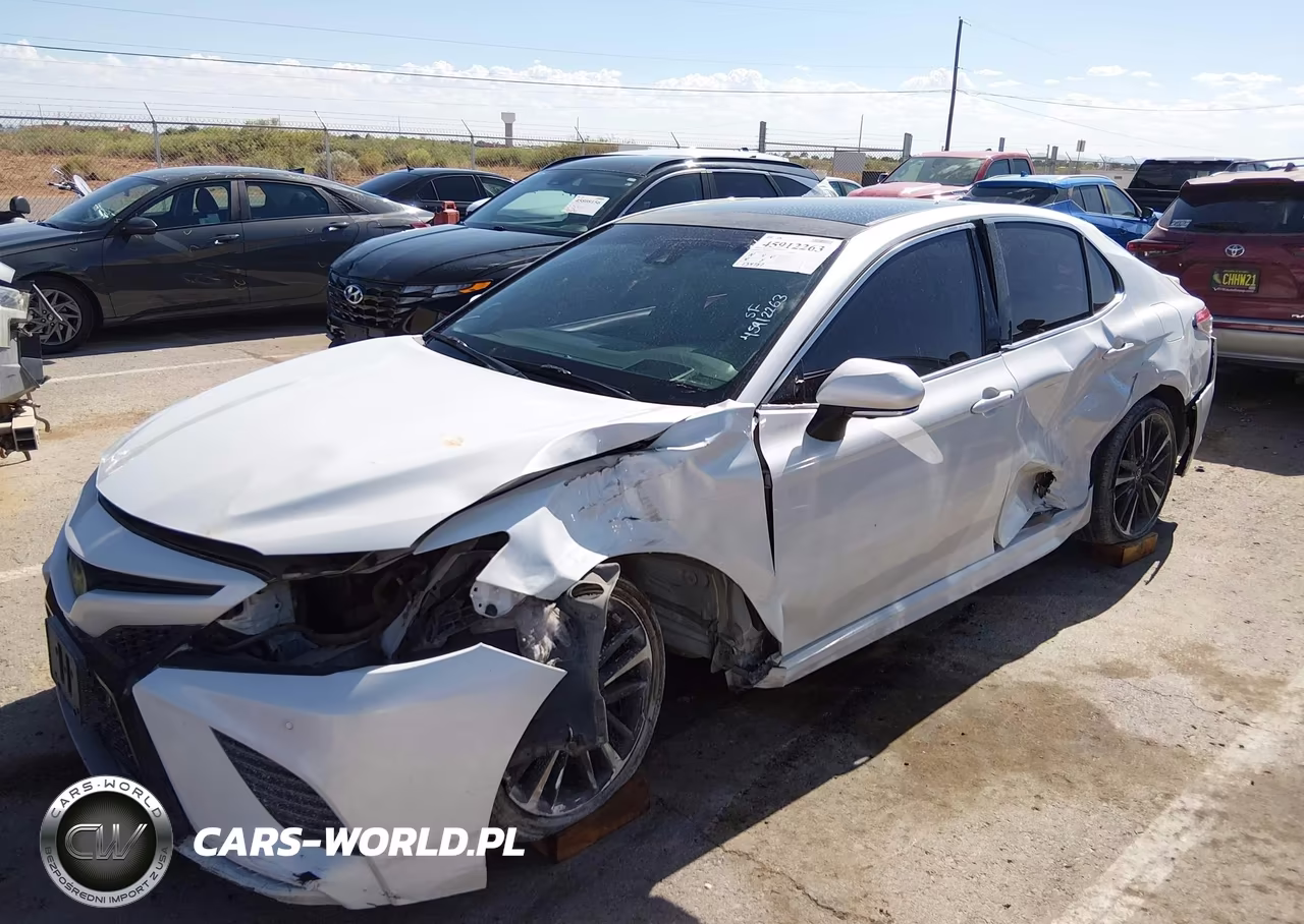 2018 Toyota Camry Xse VIN:4T1B61HK4JU071873 - 6
