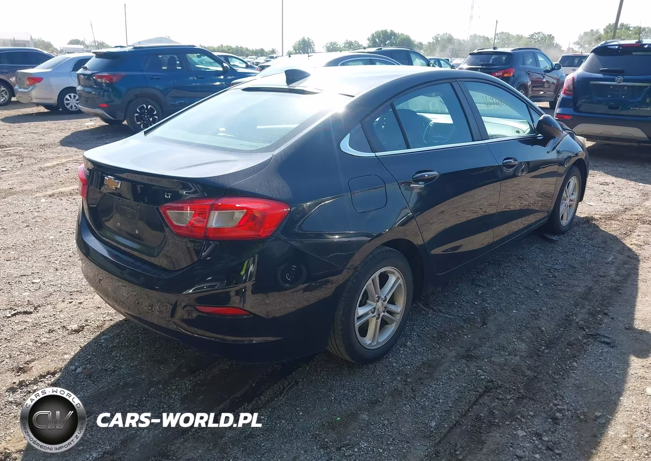 2017 Chevrolet Cruze Lt Auto VIN:1G1BE5SM3H7167164 - 4