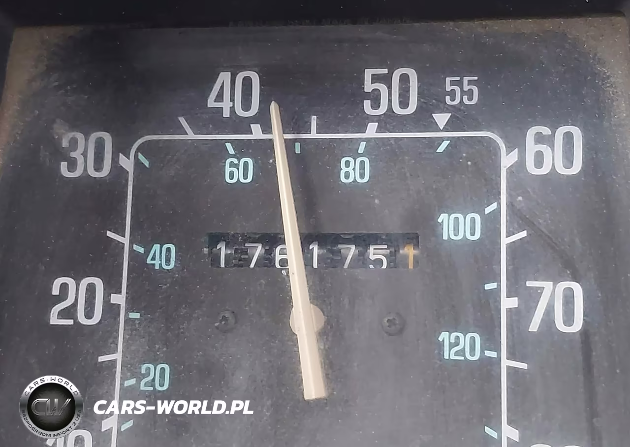 1982 Datsun 720 King Cab VIN:JN6SD06S7CW118518 - 12