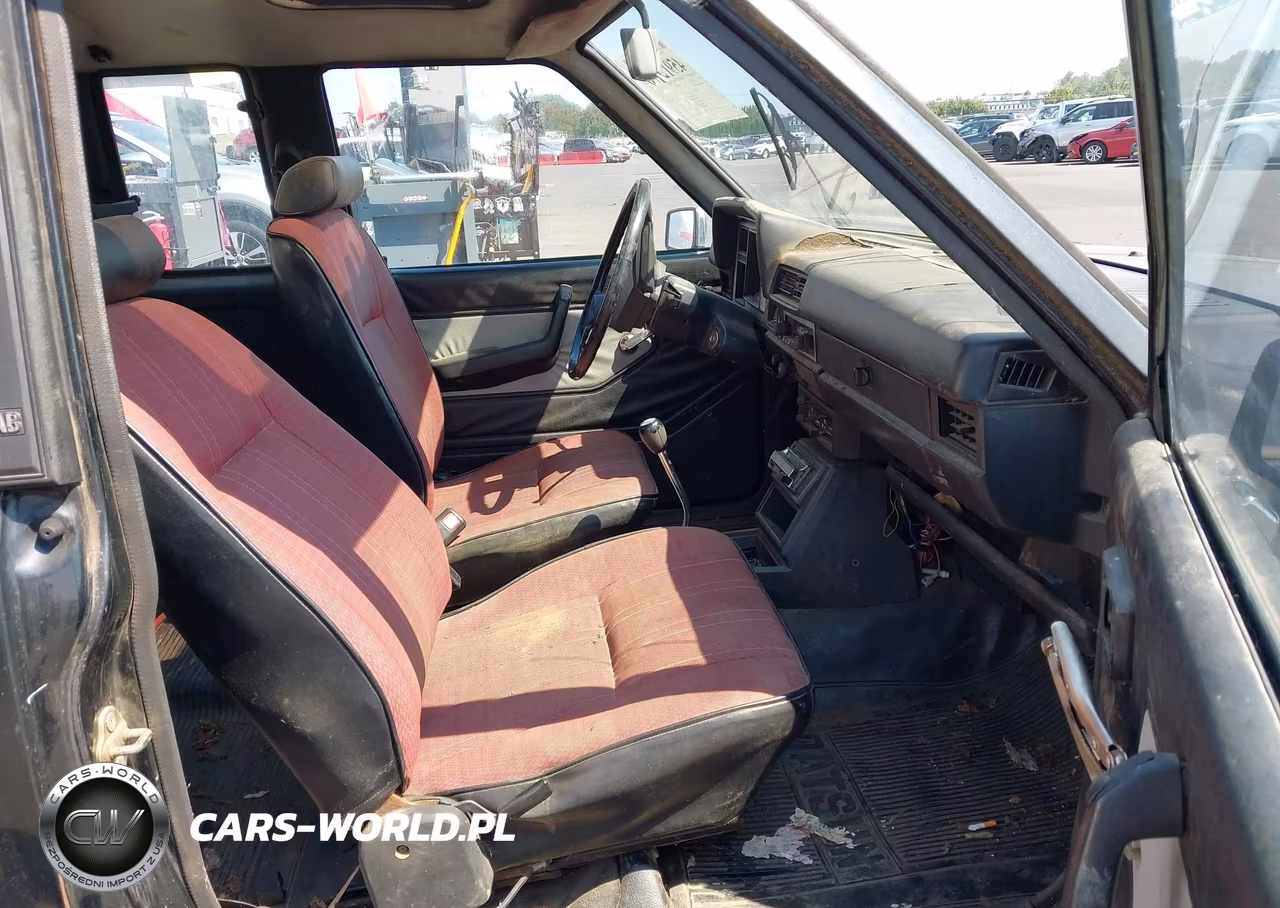 1982 Datsun 720 King Cab VIN:JN6SD06S7CW118518 - 5