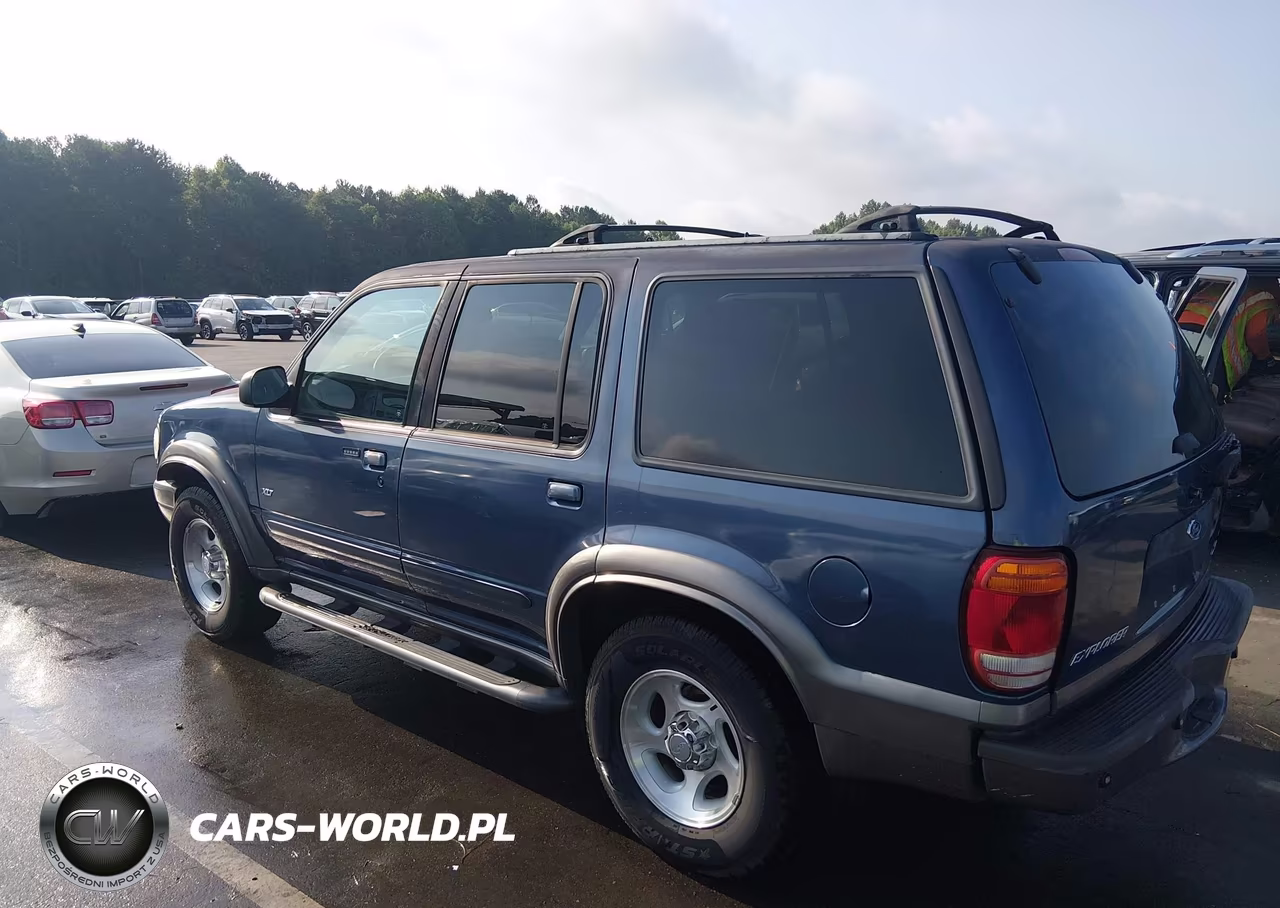 2001 Ford Explorer Xlt VIN:1FMZU63E21ZA08745 - 3