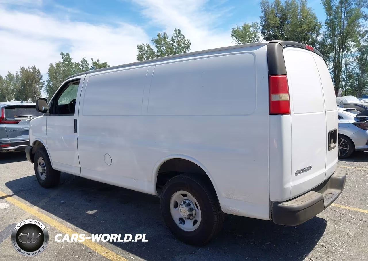 2007 Chevrolet Express Cargo Van Work Van VIN:1GCHG35U971226540 - 3