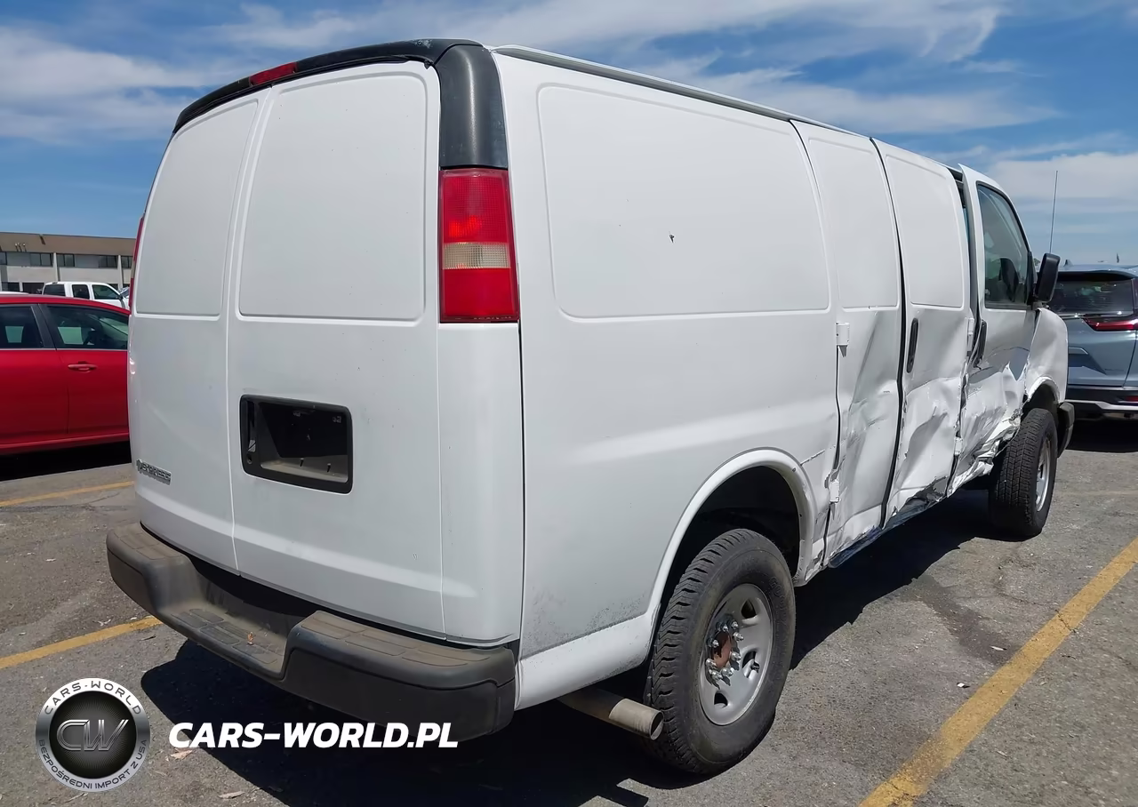 2007 Chevrolet Express Cargo Van Work Van VIN:1GCHG35U971226540 - 4