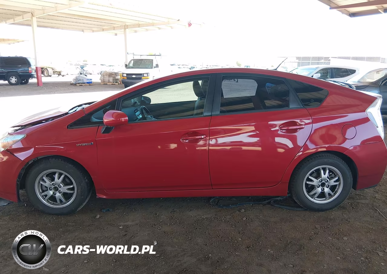 2011 Toyota Prius Three VIN:JTDKN3DU5B0267517 - 14