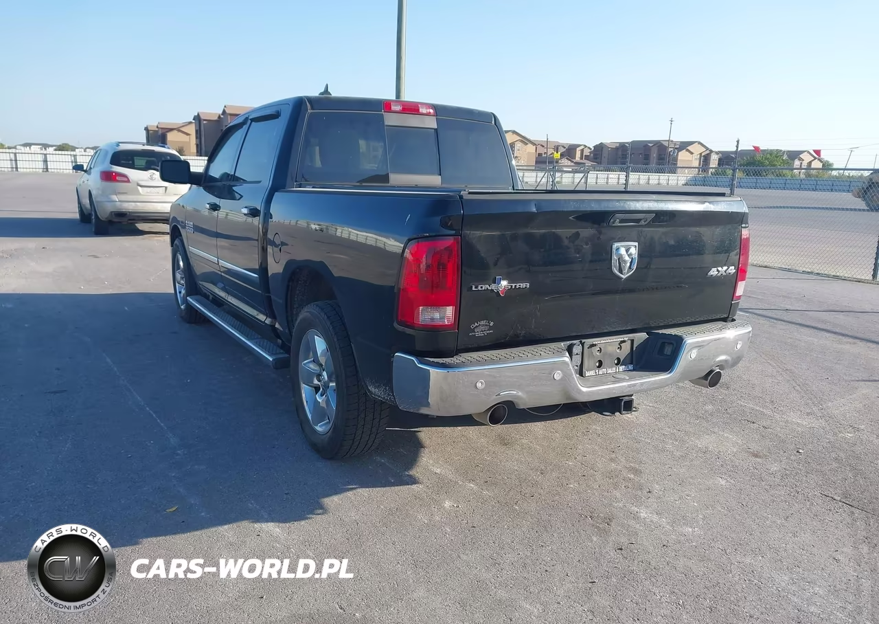 2015 Ram 1500 Lone Star VIN:1C6RR7LM8FS572135 - 3