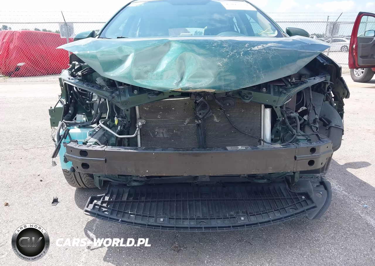 2015 Toyota Corolla Le VIN:5YFBURHE8FP245435 - 6