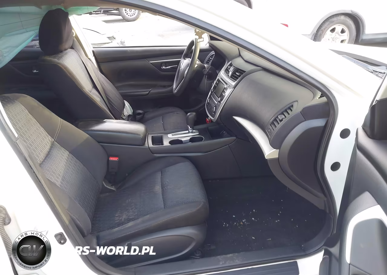 2016 Nissan Altima 2.5 S VIN:1N4AL3AP0GC143845 - 5
