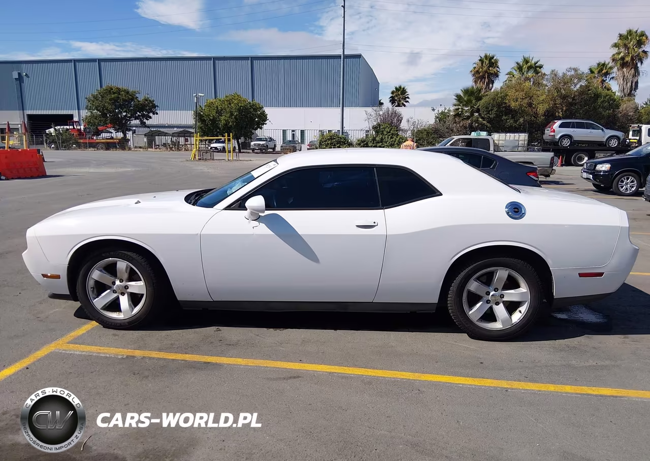 2012 Dodge Challenger Sxt VIN:2C3CDYAG0CH258745 - 3