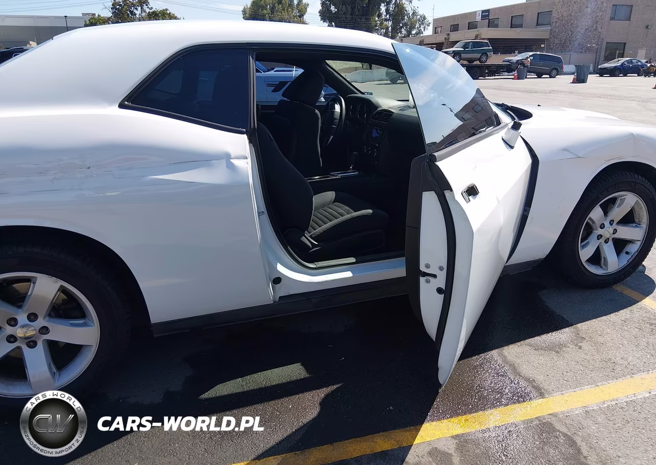2012 Dodge Challenger Sxt VIN:2C3CDYAG0CH258745 - 5