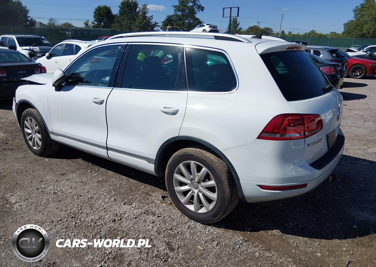 2012 Volkswagen Touareg Vr6 Sport VIN:WVGEF9BP1CD009897 - 3