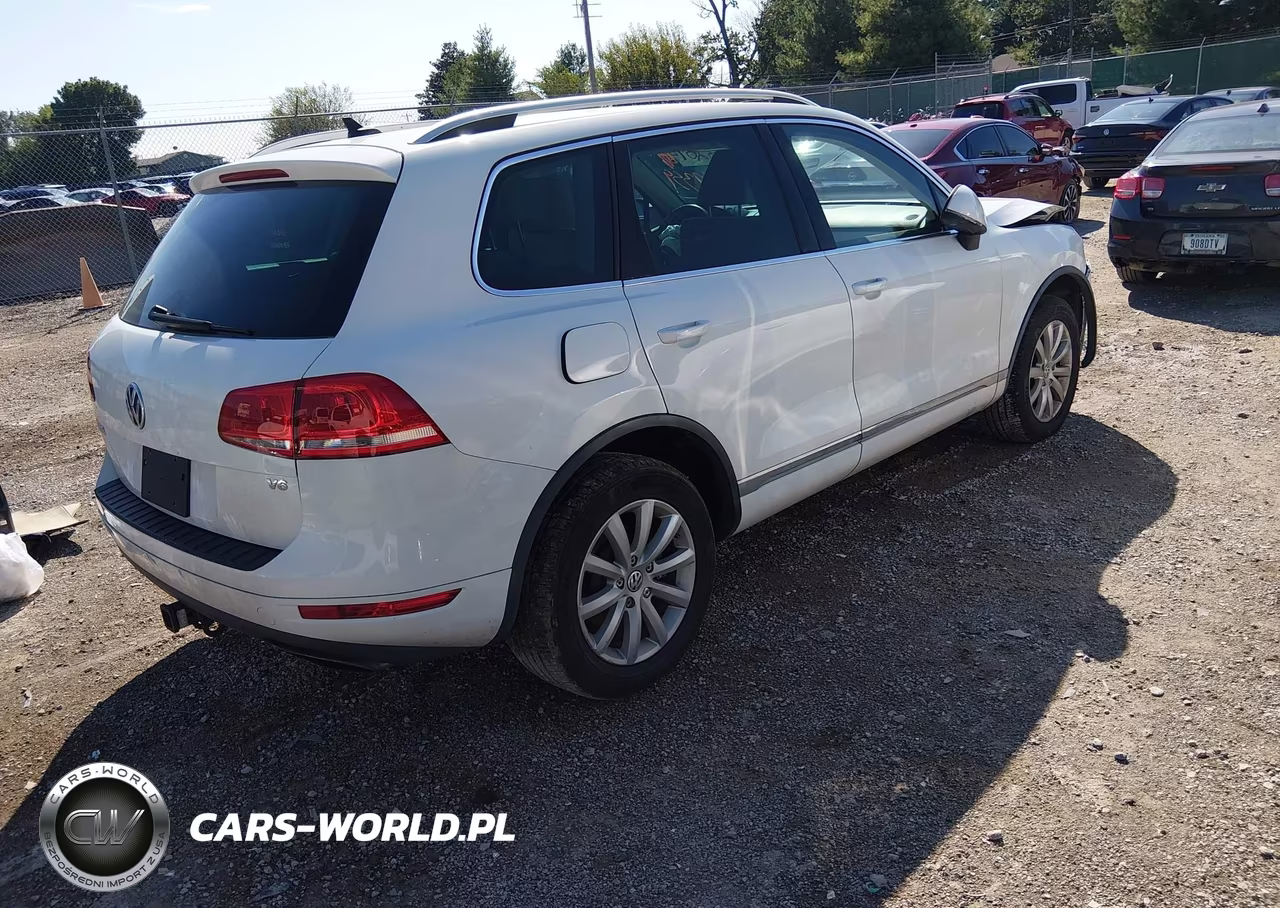 2012 Volkswagen Touareg Vr6 Sport VIN:WVGEF9BP1CD009897 - 4