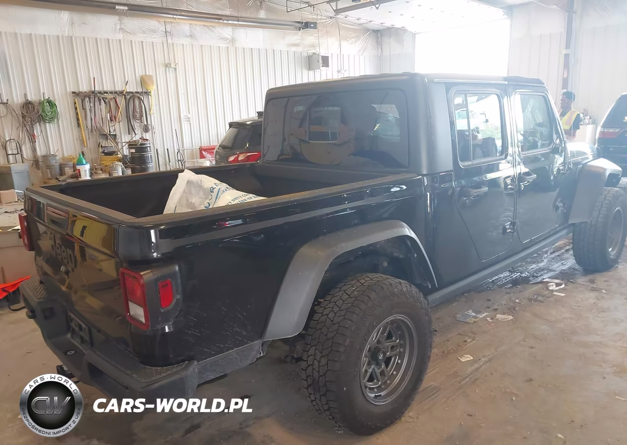 2020 Jeep Gladiator Sport S 4X4 VIN:1C6HJTAG7LL124418 - 4