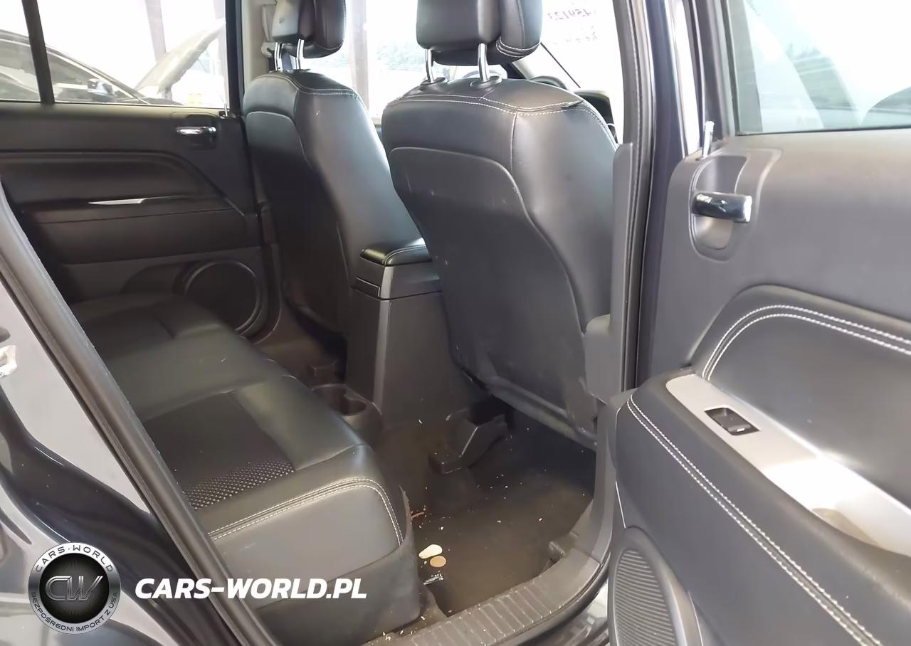 2014 Jeep Compass Latitude VIN:1C4NJCEB4ED660072 - 8