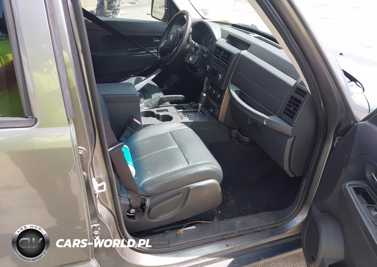 2012 Jeep Liberty Sport VIN:1C4PJMAK2CW197077 - 5