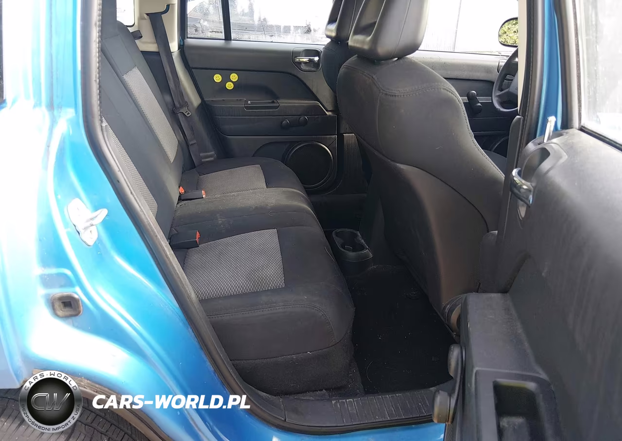 2009 Jeep Compass Sport VIN:1J4FT47B49D102563 - 8