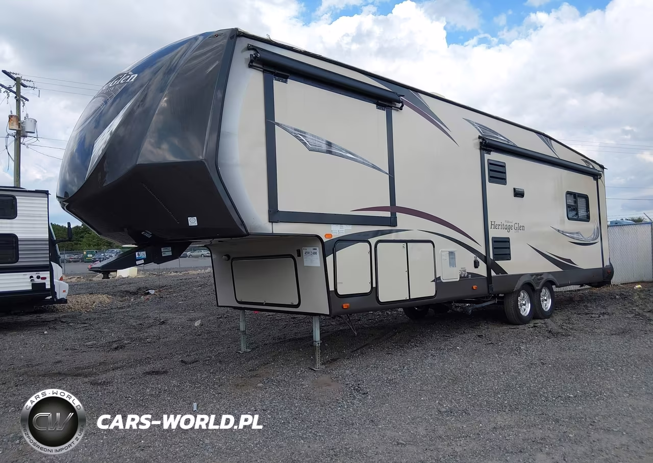2015 Wildwood Other VIN:4X4FWBJ20FU007188 - 4