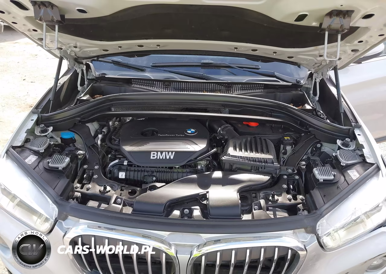 2016 BMW X1 xDrive28I VIN:WBXHT3C36G5F64885 - 10