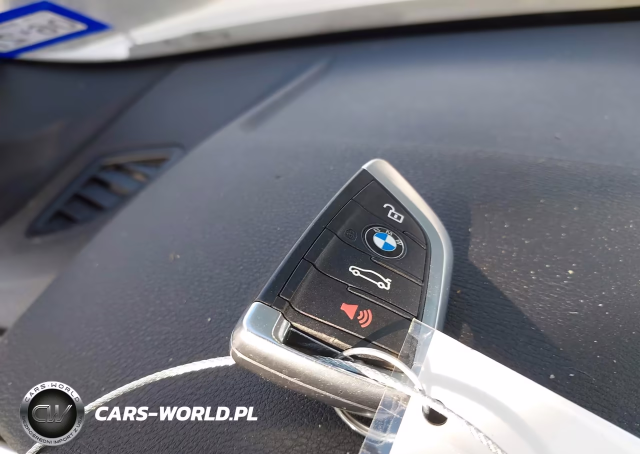 2016 BMW X1 xDrive28I VIN:WBXHT3C36G5F64885 - 11