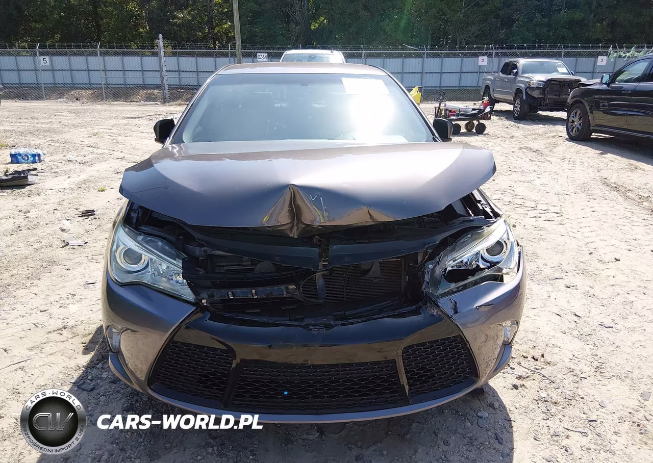 2017 Toyota Camry Se VIN:4T1BF1FK3HU716557 - 12