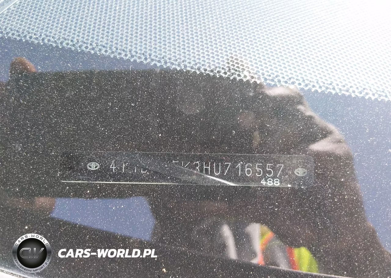 2017 Toyota Camry Se VIN:4T1BF1FK3HU716557 - 17