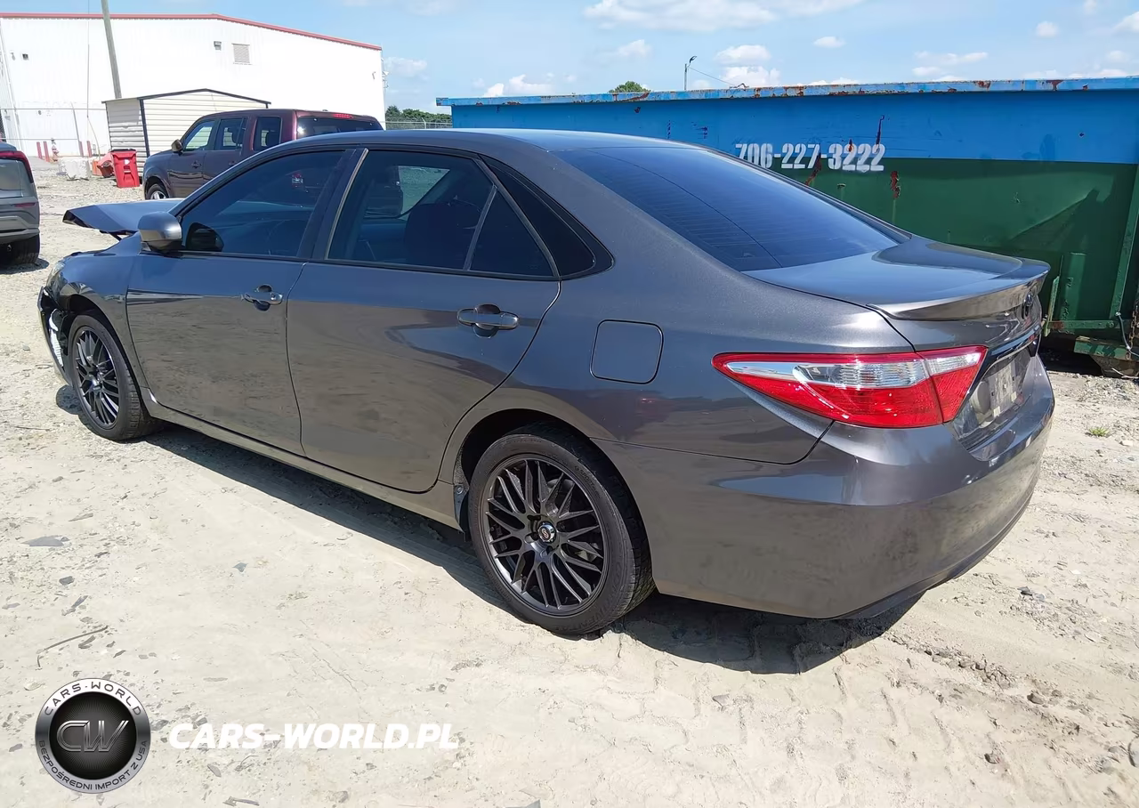 2017 Toyota Camry Se VIN:4T1BF1FK3HU716557 - 3