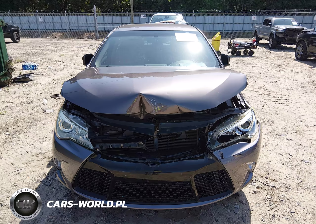2017 Toyota Camry Se VIN:4T1BF1FK3HU716557 - 6