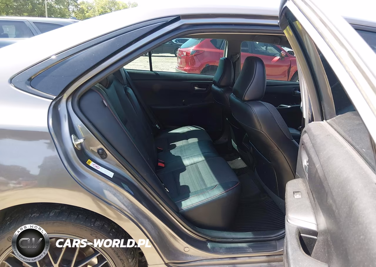 2017 Toyota Camry Se VIN:4T1BF1FK3HU716557 - 8